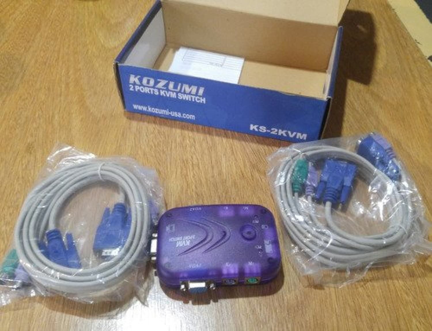 OUTLET KOZUMI KVM SWITCH 2 PORT KS-2KVM - Imagen 1